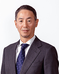yasuda_200_250.jpg